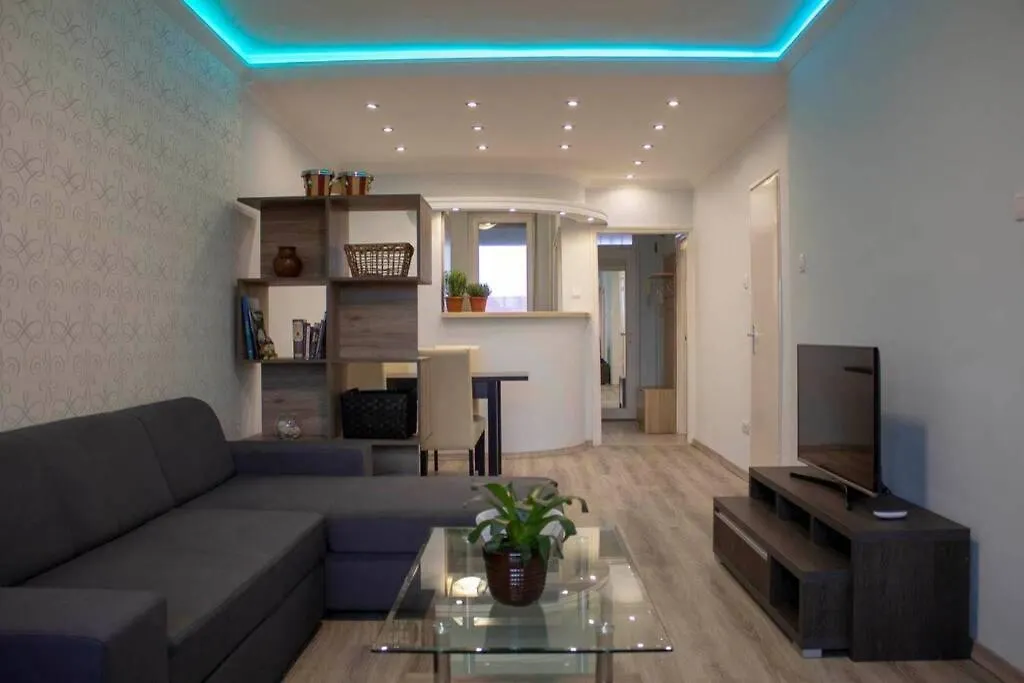 Beautiful Air-Conditioned Apartment In The Centre 데브레첸 헝가리